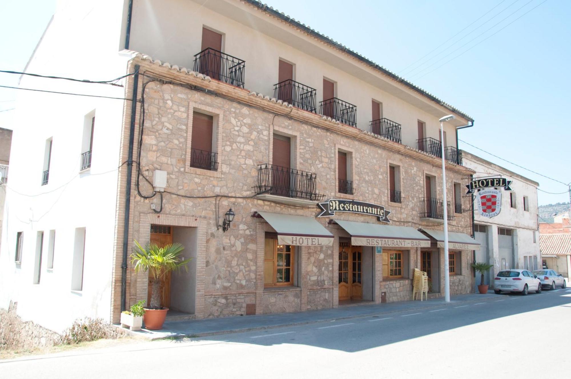 Hotel Alvarez Tuejar Exterior photo